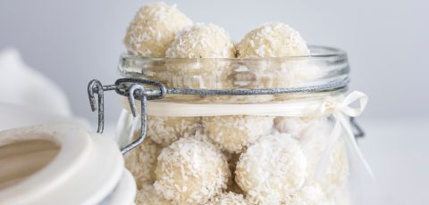 Gift Wrapped Chocolate Brownie Snowballs